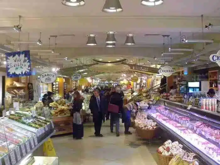 El Grand Central Market en el interior de la Grand Central Terminal