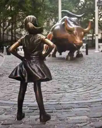 La niña y el toro de Wall Street (pero hoy la Niña Sin Miedo se ha movido)