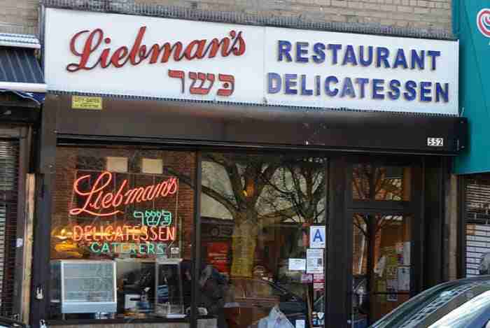 Liebman’s Kosher Deli - Hot dog en Nueva York